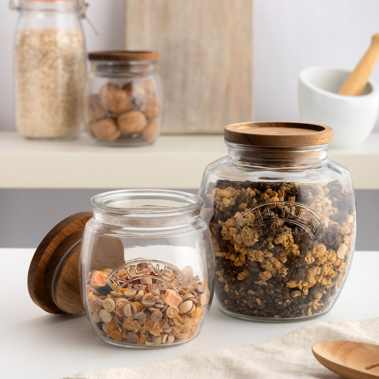 Universal Jar with Wooden Lid - 850ml